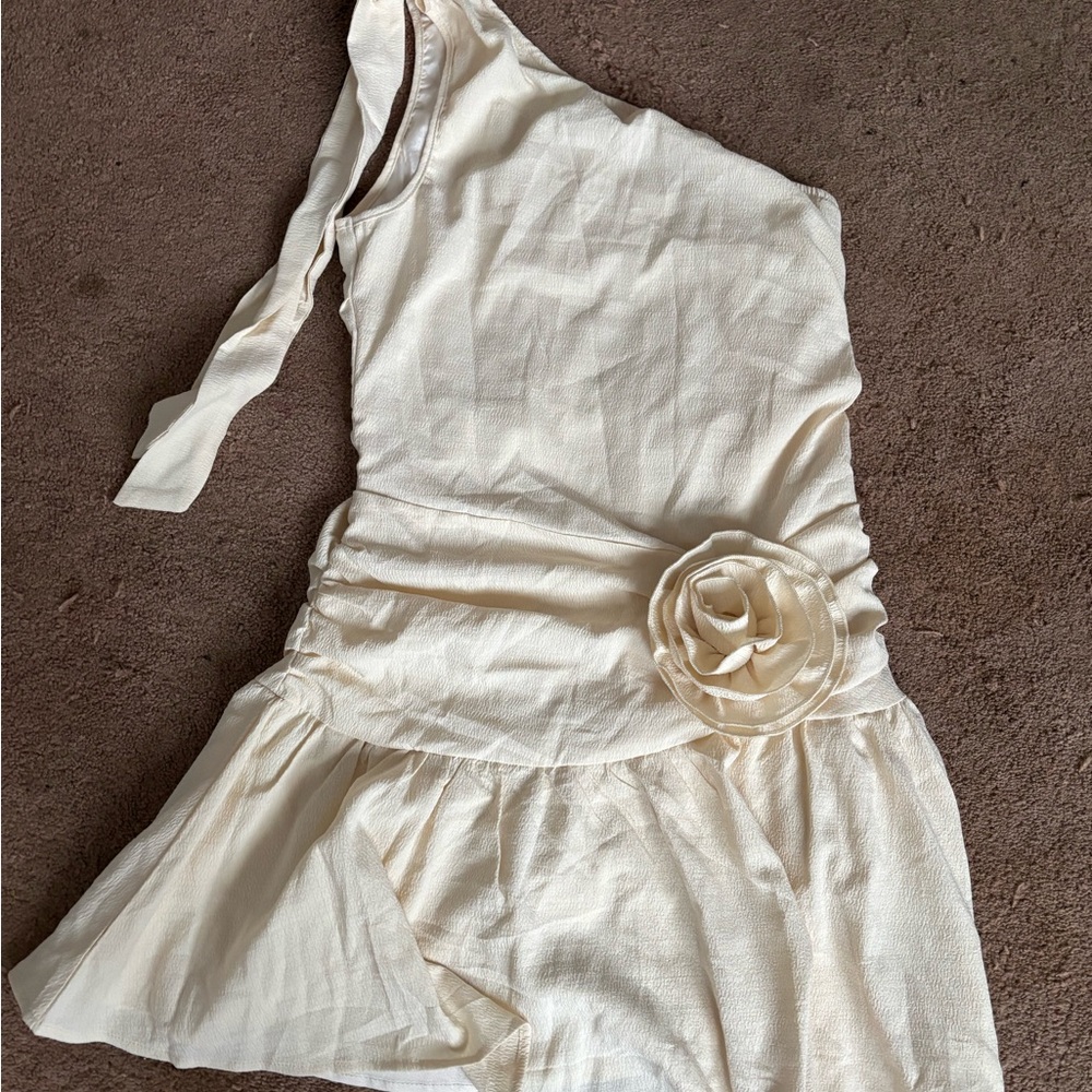 SHEIN Cream Asymmetrical Dress